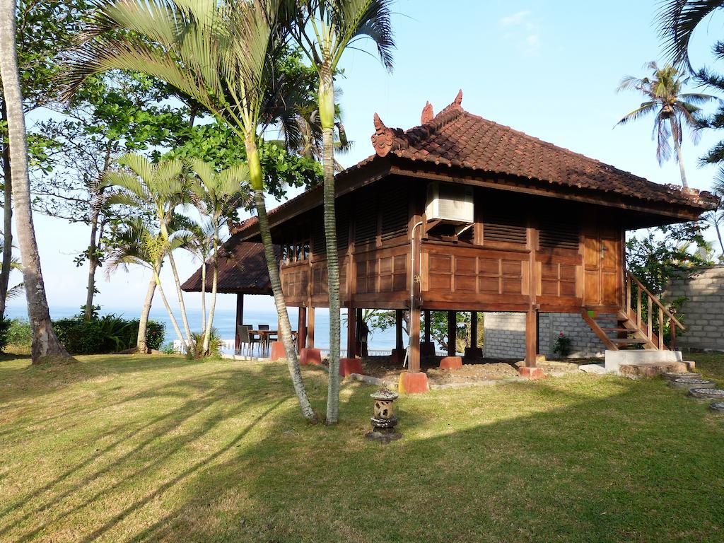 Gajah Mina Beach Resort Selemadeg  Exterior photo