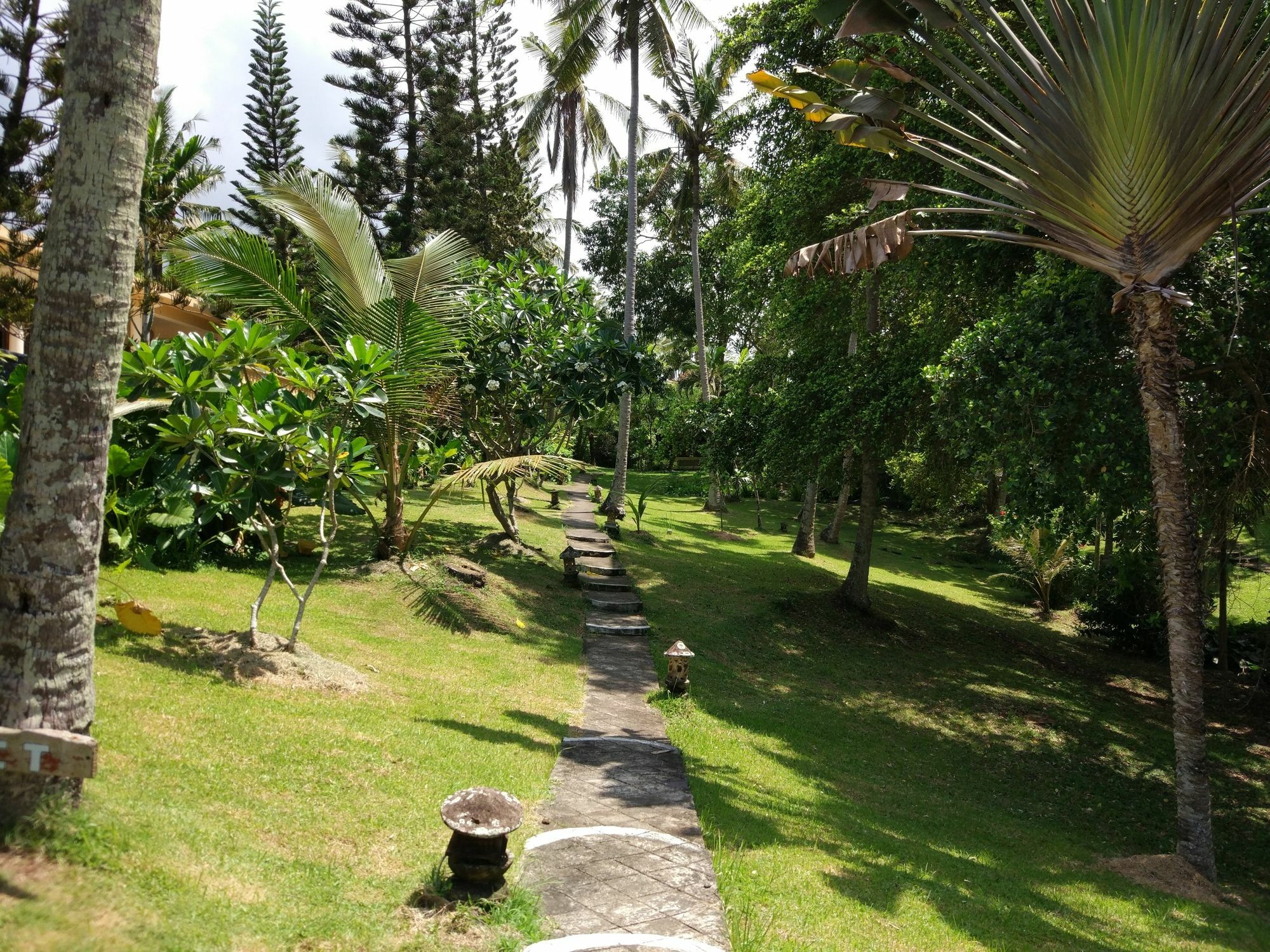 Gajah Mina Beach Resort Selemadeg  Exterior photo